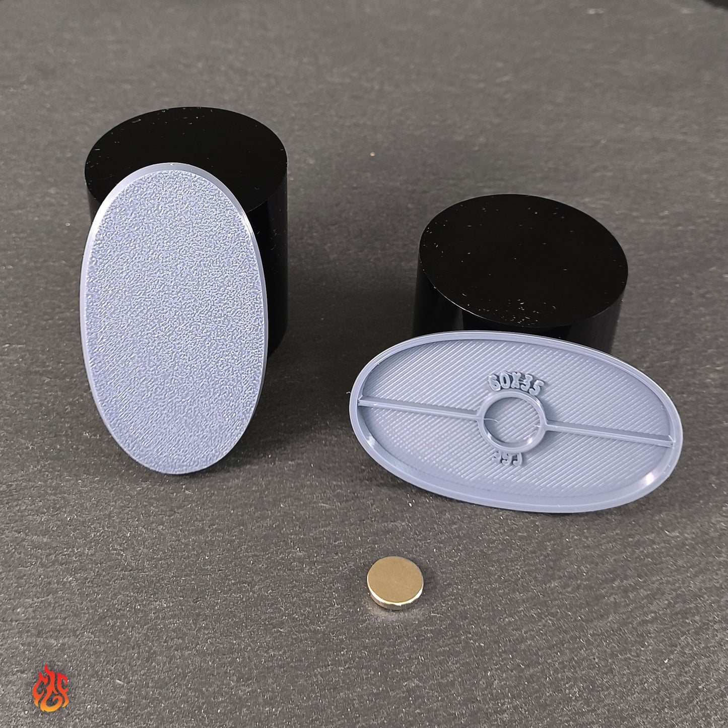 10 bases en blanco de 28,5 mm